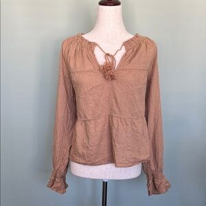 American Eagle - Women's Tan Peasant Blouse